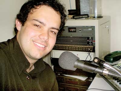 Um jovem radialista que teve como escola o meio radiofônico