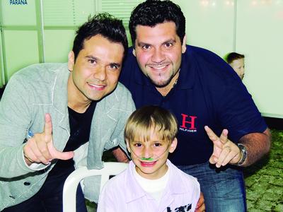 Menino sofre de fibrose  pulmonar e precisa de ajuda