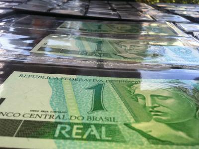 R$ 1