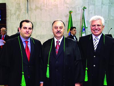 Conselheiro Artagão é eleito novo presidente do Tribunal de Contas