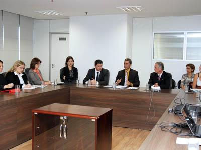 Voluntários