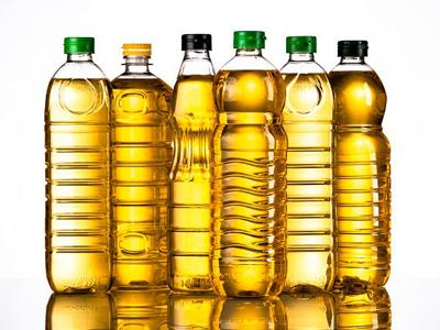  10 mil litros de óleo de cozinha reciclados