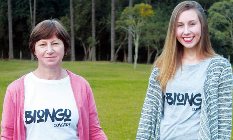 Mãe e filha de Balsa Nova criam marca artesanal de camisetas