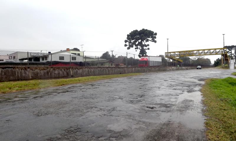 Moradores do Rivabem pedem acesso à pista antiga da BR-277