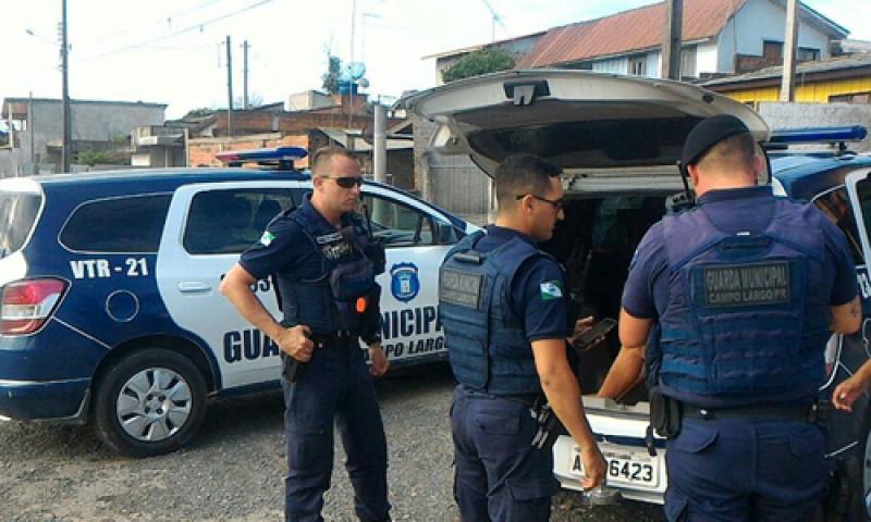 Homem preso pela GM no Meliane com Uno furtado