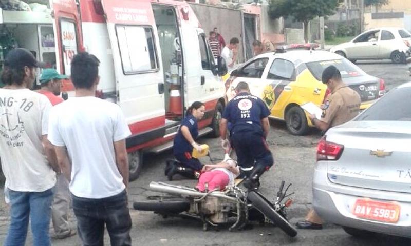 Motociclista ferida em colisão no bairro Aparecida