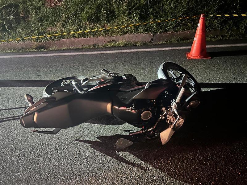 Jovem motociclista perde a vida em grave acidente na BR-277 em Campo Largo 