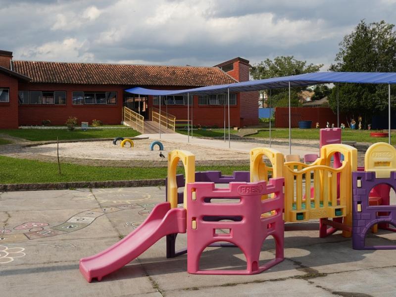 Rede municipal de ensino de Campo Largo abre cadastro para vagas e orienta famílias sobre matrículas de 2027