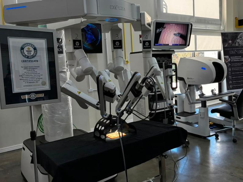 Centro de treinamento em cirurgia robótica destaca recorde mundial reconhecido pelo Guinness Book