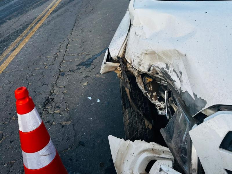 Motorista sofre mal súbito e colide com caminhão em Campo Largo