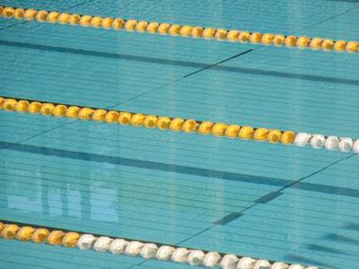 Estudo liga câncer a piscina com cloro