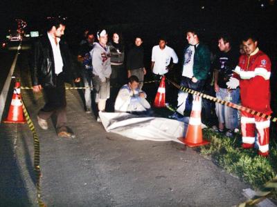 Vendedor morre atropelado na 277