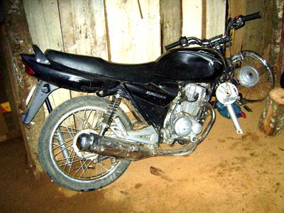 Vítima de acidente entre duas motos morre