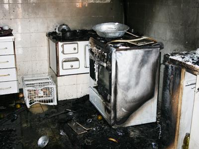 Mulheres feridas em incêndio