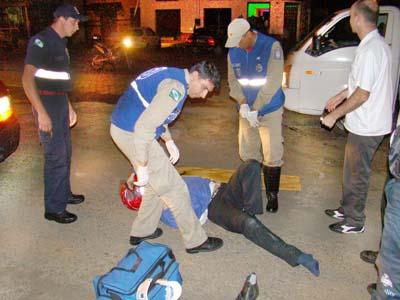 Motoqueiro ferido em colisão no Ouro Verde
