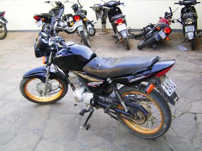 Moto recuperada pela PM é apreendida