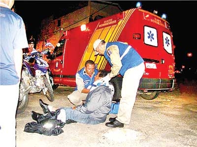 Motoqueiro ferido
