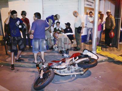 Motoqueiro ferido em acidente