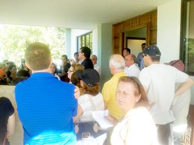 Professores continuam com manifestações