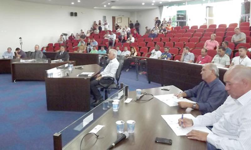 Câmara Municipal conserta falha da última sessão de 2016