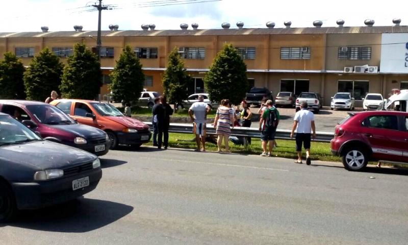 Jovem mulher e uma criança atropeladas no Bom Jesus 