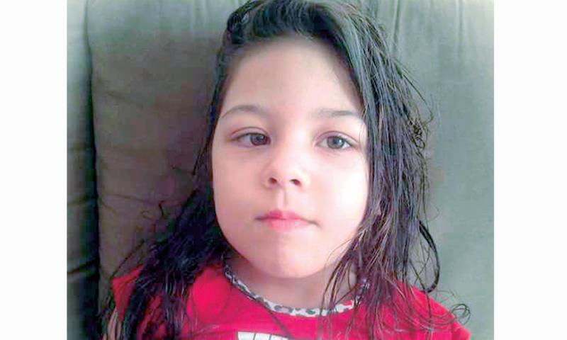 Criança precisa de ajuda para pagar fisioterapia
