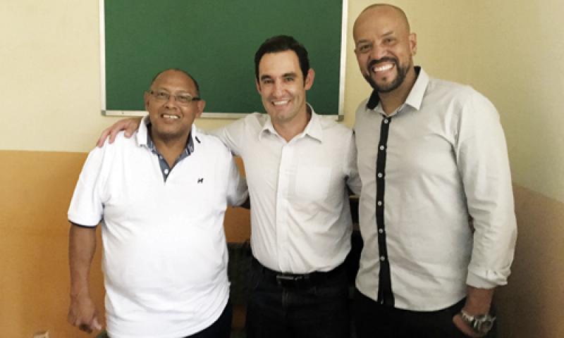 Trabalho de Alexandre Guimarães garante melhorias para 12 colégios campo-larguenses 