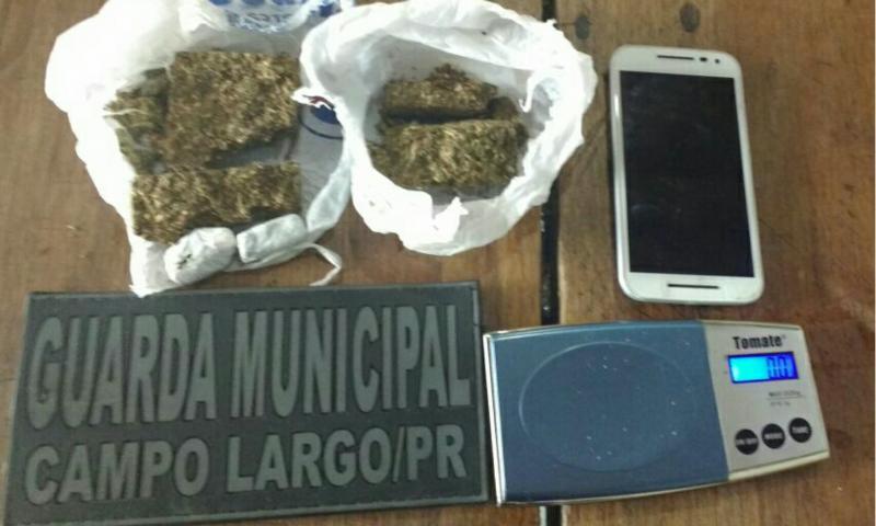 GM prende suspeito por tráfico na Praça do Sagrada
