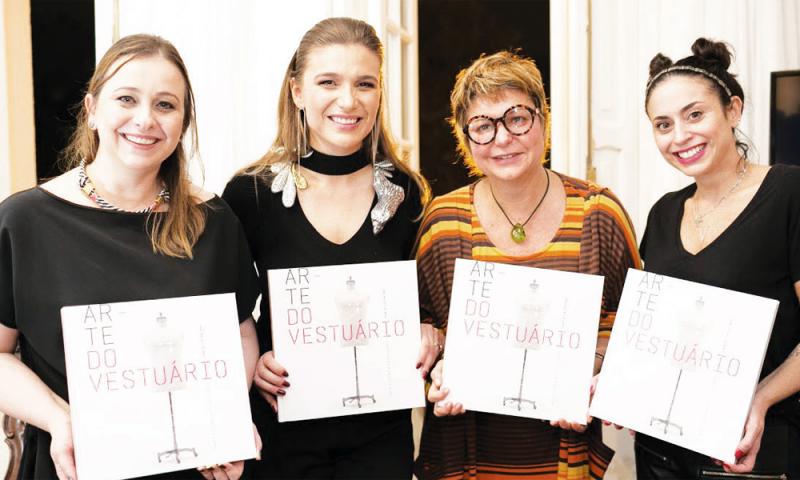 Campo-larguense lança livro que traz história da indústria têxtil