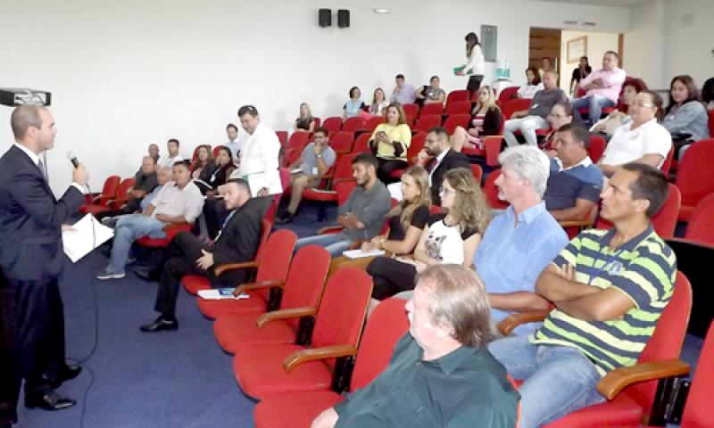Câmara de Campo Largo discute a importância da qualidade das leis