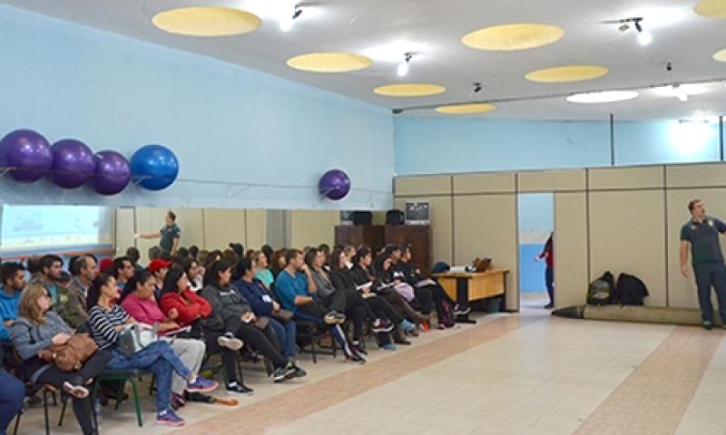Docentes são capacitados para inclusão do esporte Rugby nas escolas municipais