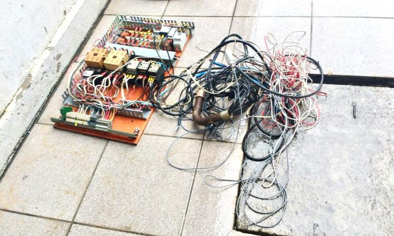 PM apreende menores suspeitos de furto de fiação