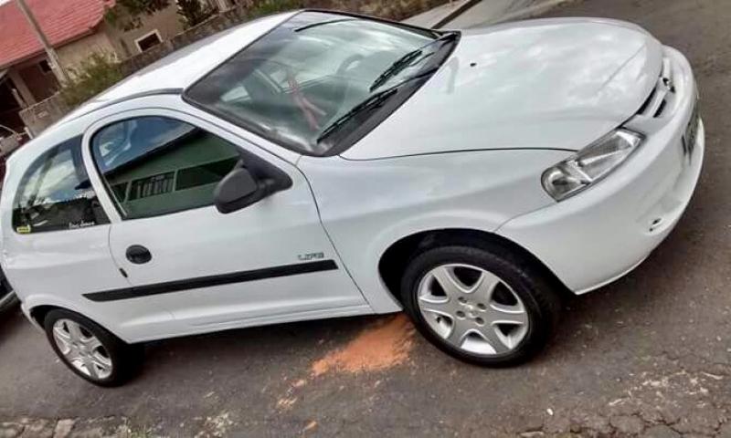 Casal tem Celta tomado de assalto na Praça Romano Zanlorenzi