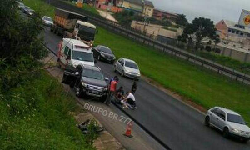 Motociclista ferido em queda na BR 277