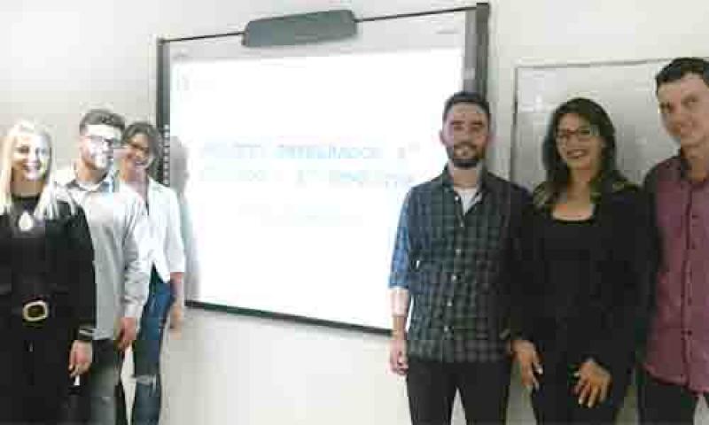 Alunos de curso de  Engenharia realizam trabalho prático em empresas