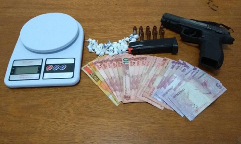 Rotam recupera arma levada em assalto da casa de policial