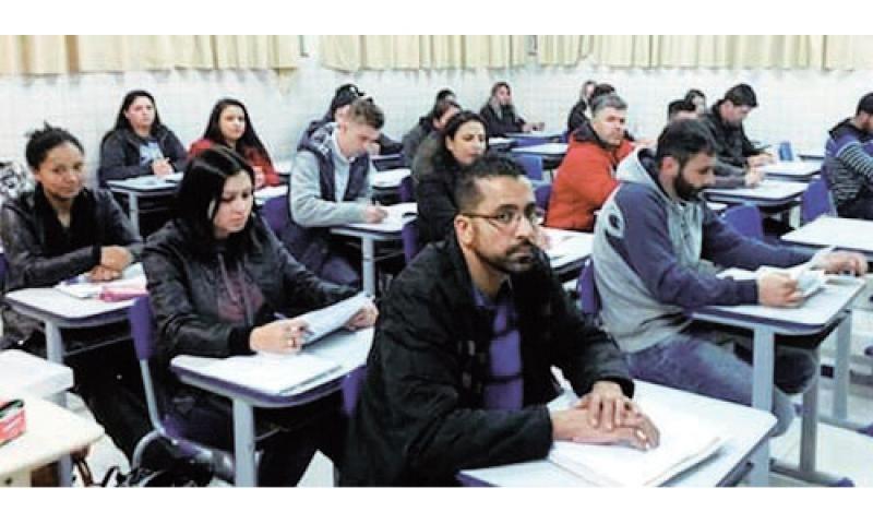 EJA oferece chances de conclusão de estudos