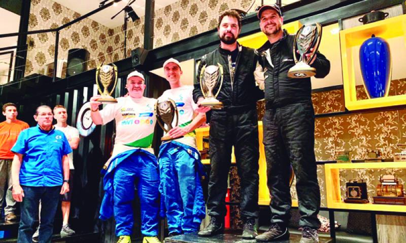 Campeões do Brasileiro de Rally  de Velocidade contam experiência