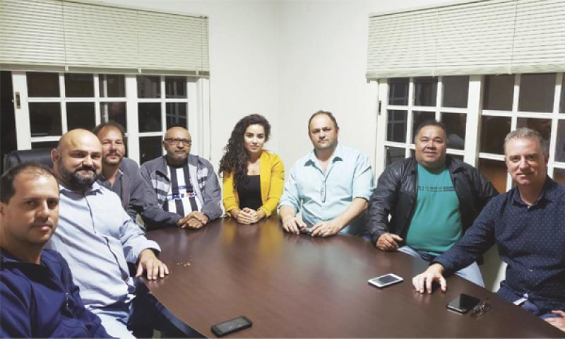 Partidos políticos começam a  discutir possíveis candidatos a prefeito