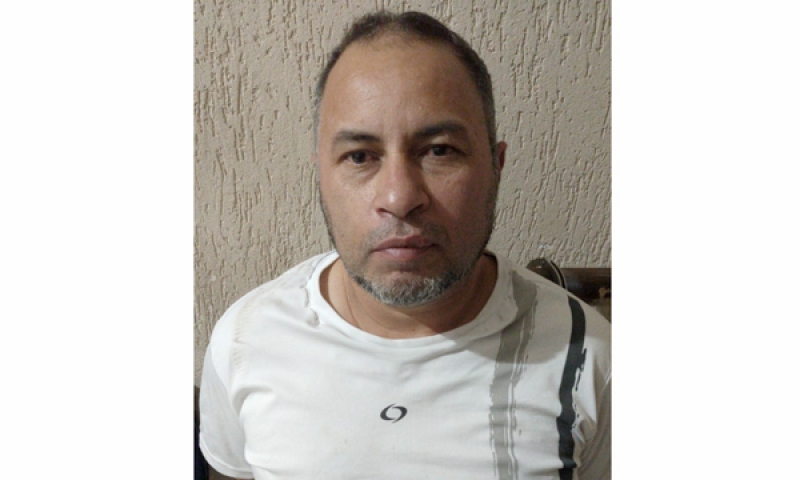 Suspeito de roubo à lanchonete preso pela PM na Ferraria