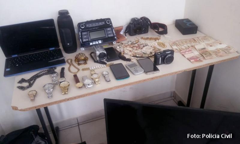 Polícia Civil de Imbituva prende em Campo Largo casal por furto em residências