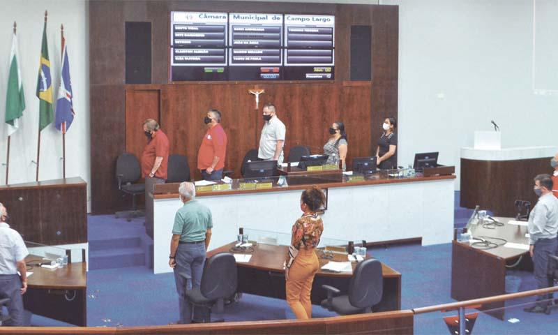 Salários do Executivo e Legislativo tiveram valores fixados 