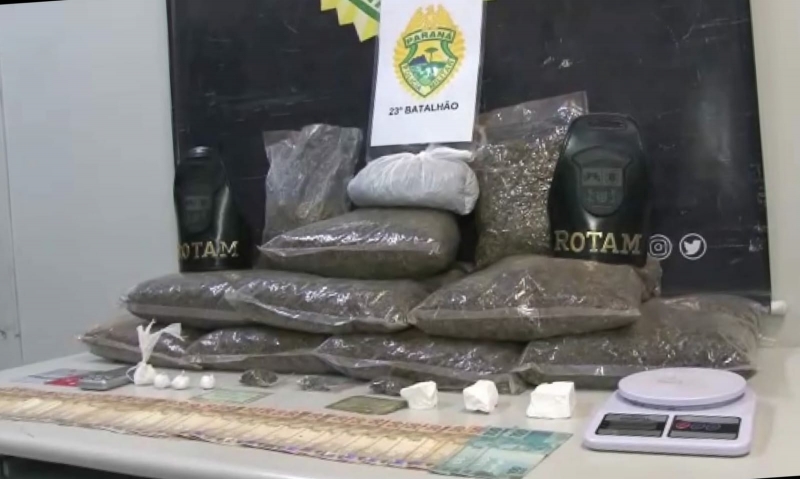 Indivíduos presos com drogas no Bom Jesus após abordagem da PM em Curitiba