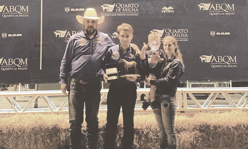 Campo-larguense é campeão em Campeonato Nacional de Cavalo Quarto de Milha em Barretos