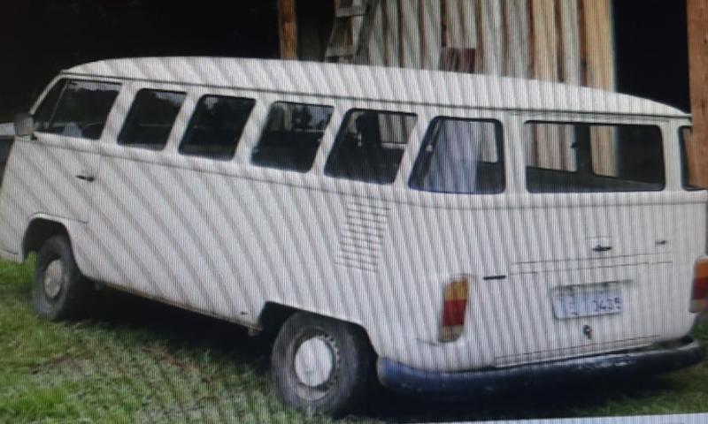 Kombi bege furtada no Centro