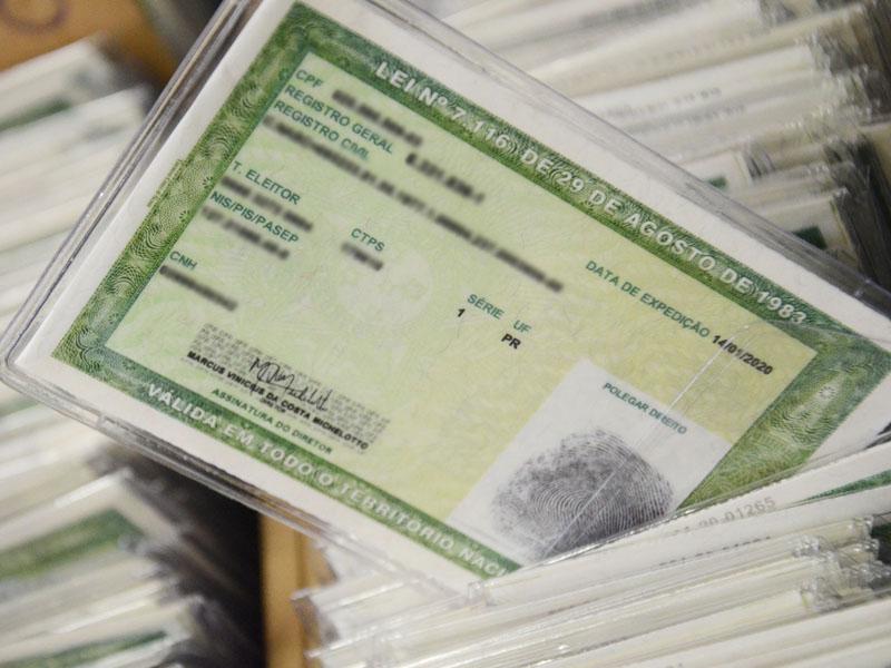 Taxa para emissão do RG pode ser paga via Pix e com leitura de QR Code