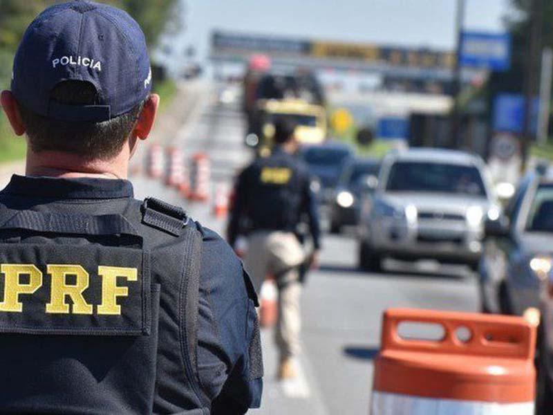 Acidentes matam 78 pessoas nas estradas no feriado prolongado