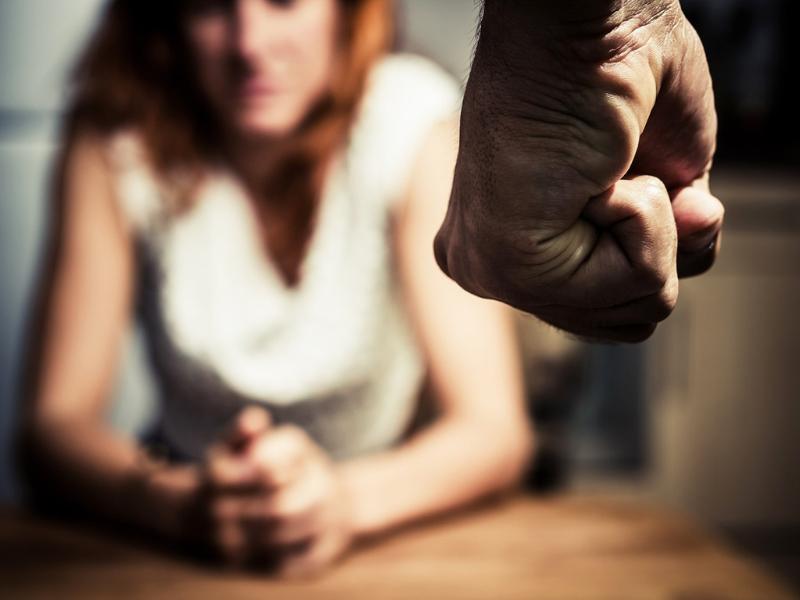 Violência doméstica pode ser prevenida com Educação