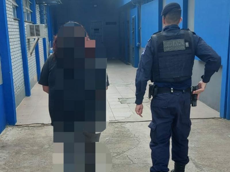 Mulher procurada pela Justiça é presa pela Guarda Municipal no Ribavem