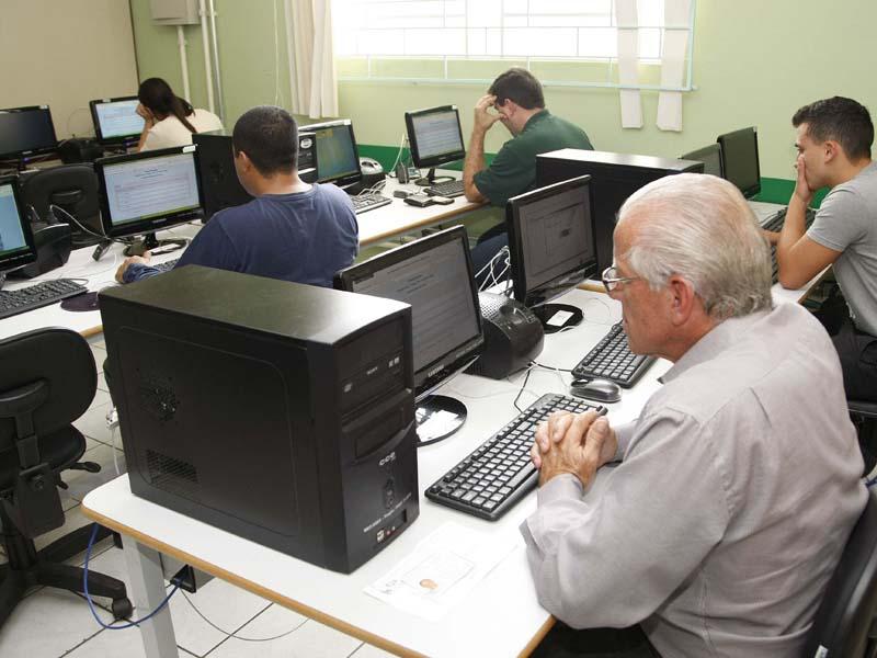 EJA abre inscrições para exames de conclusão de disciplinas e semestres para ensino médio